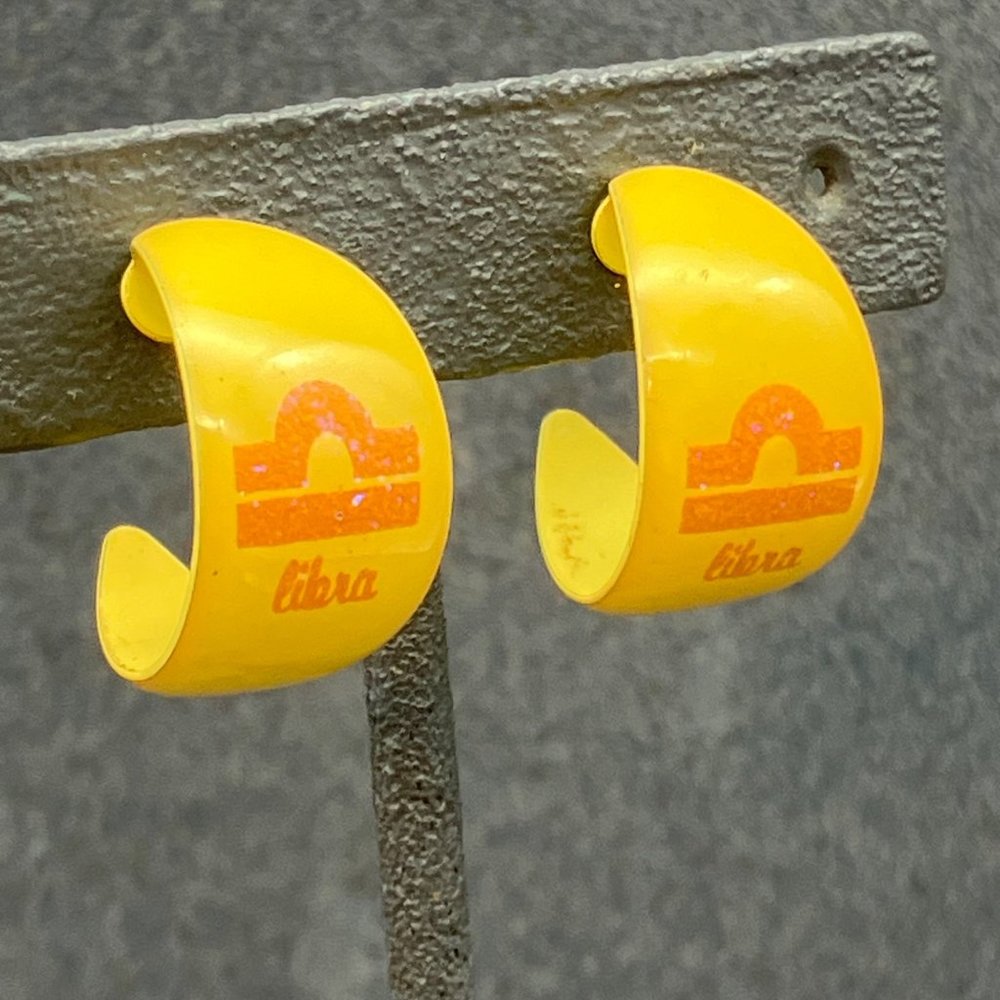 Libra Curl Hoop Earrings Pierced Yellow Brown Glitter Enamel September October